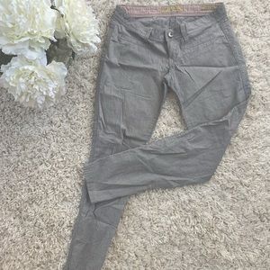 Guess skinny leg, pants